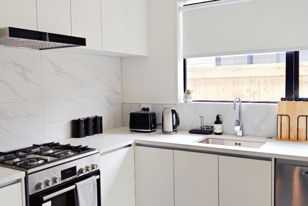 Modern & Cozy New Build Retreat Hamilton Exterior foto